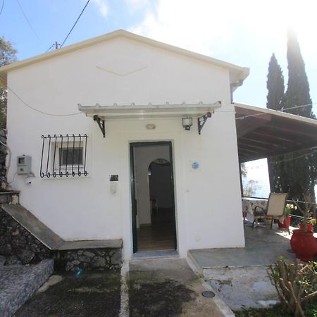 Niky'S Cottage باليوكاستريتسا المظهر الخارجي الصورة