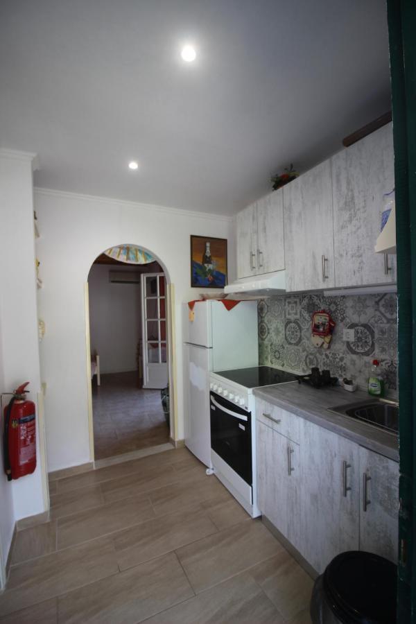 Niky'S Cottage باليوكاستريتسا المظهر الخارجي الصورة